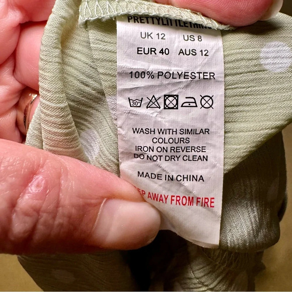 NWOT Pretty Little Thing Sage Green Polka Dot Halter-neck Romper women’s size 12 - Picture 5 of 7